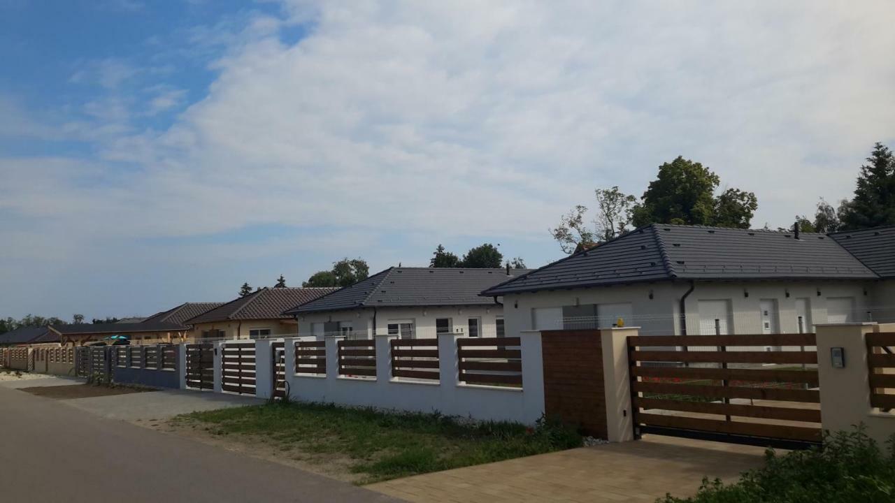 Hunor House